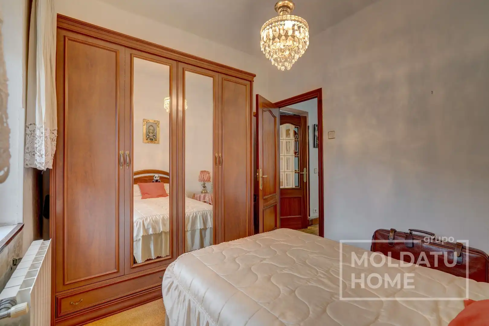 Schlafzimmer von Wohnung zum Verkauf in Irun  mit Heizung