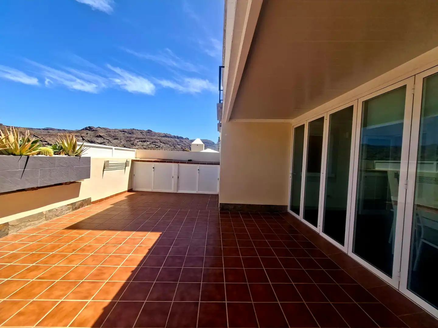 Terrace of Duplexes for rent in Mogán  with Community pool