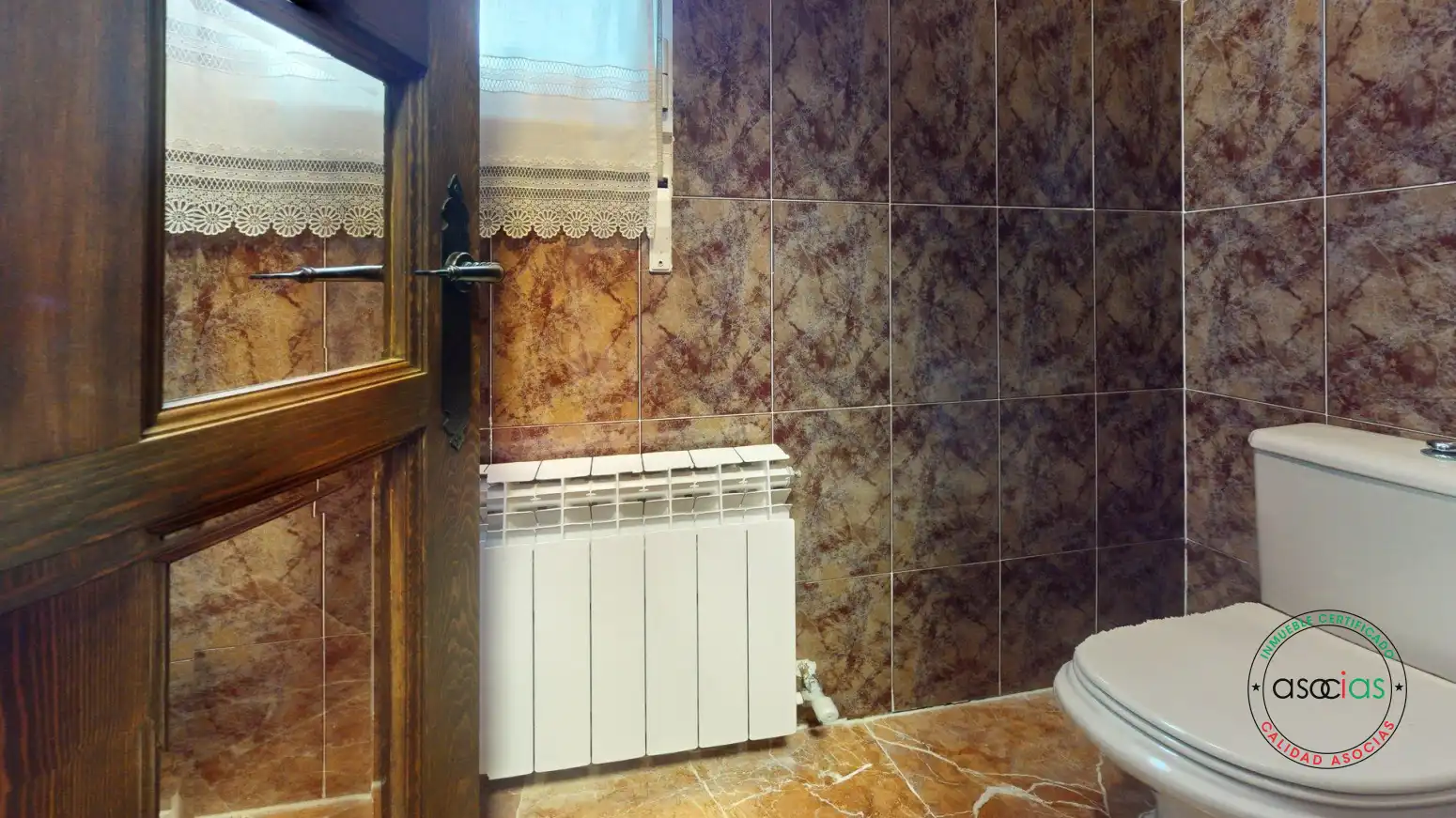 Bany de Casa o xalet en venda en Juarros de Voltoya amb Calefacció i Traster
