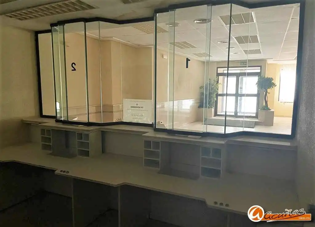 Local comercial en alquiler en Calle Infante Don Fernando, imagen 11