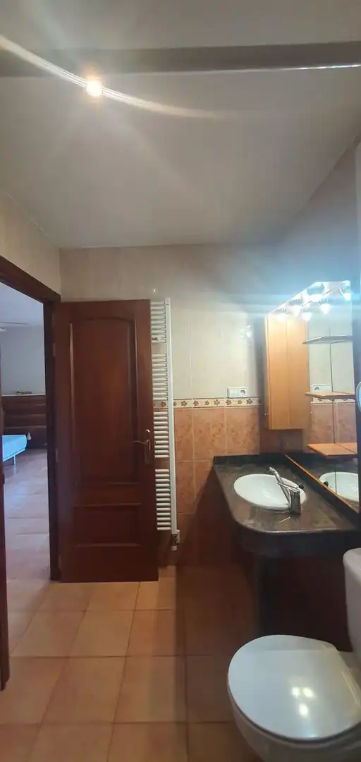 Baño de Casa o chalet en venta en Els Pallaresos con Aire acondicionado, Calefacción y Jardín privado