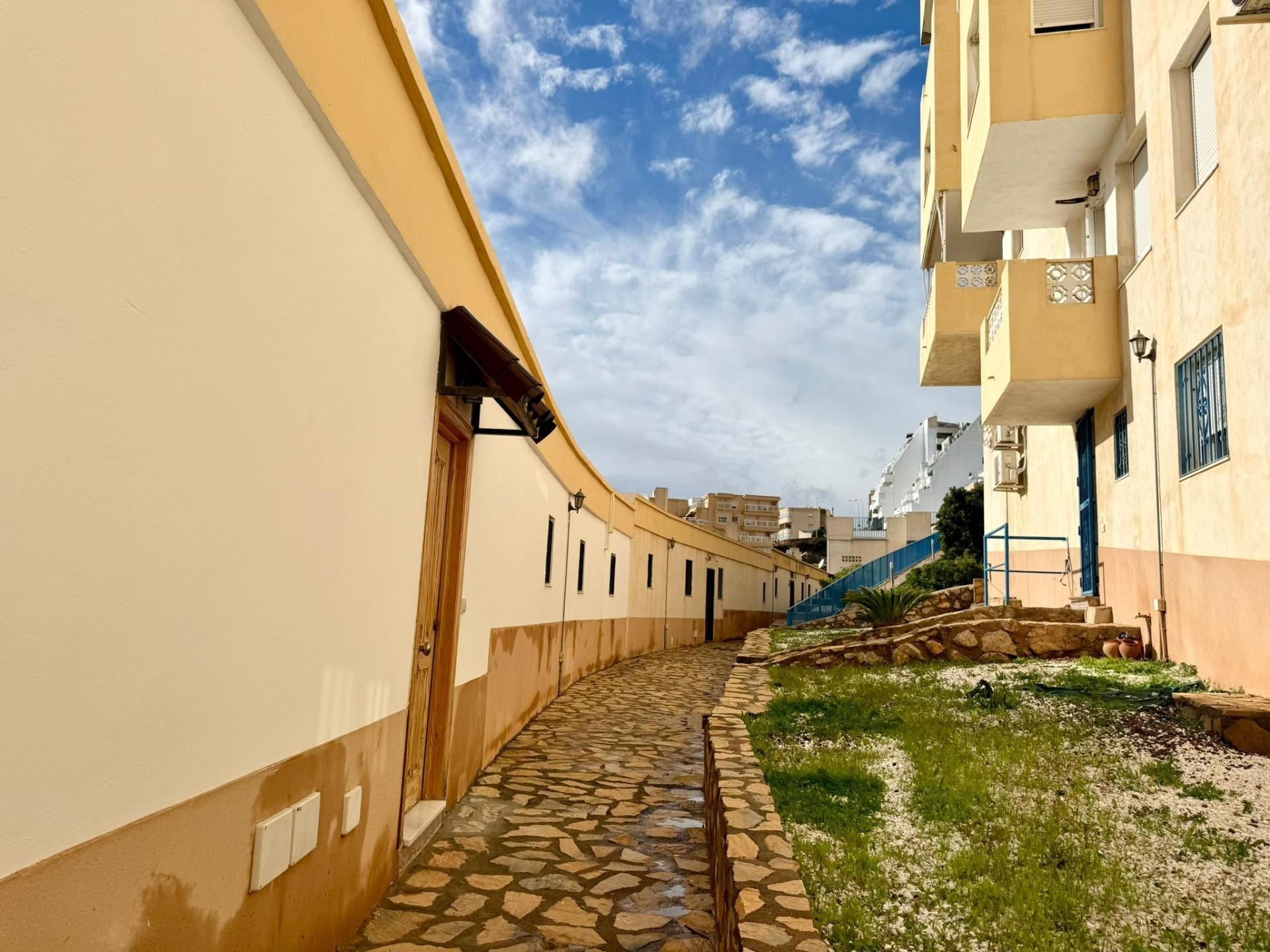 Exterior view of Flat for sale in Roquetas de Mar  with Air Conditioner, Furnished and Community pool