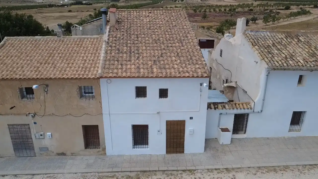 Haus zum Verkauf in El Pinós / Pinoso, imagen 2