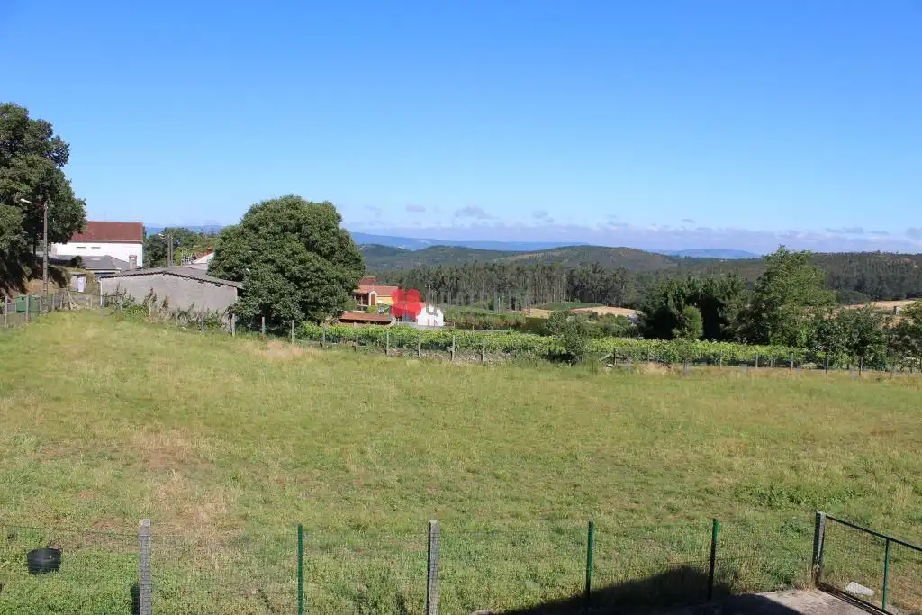 Haus oder Chalet zum Verkauf in A Estrada  mit Heizung, Privatgarten und Abstellraum