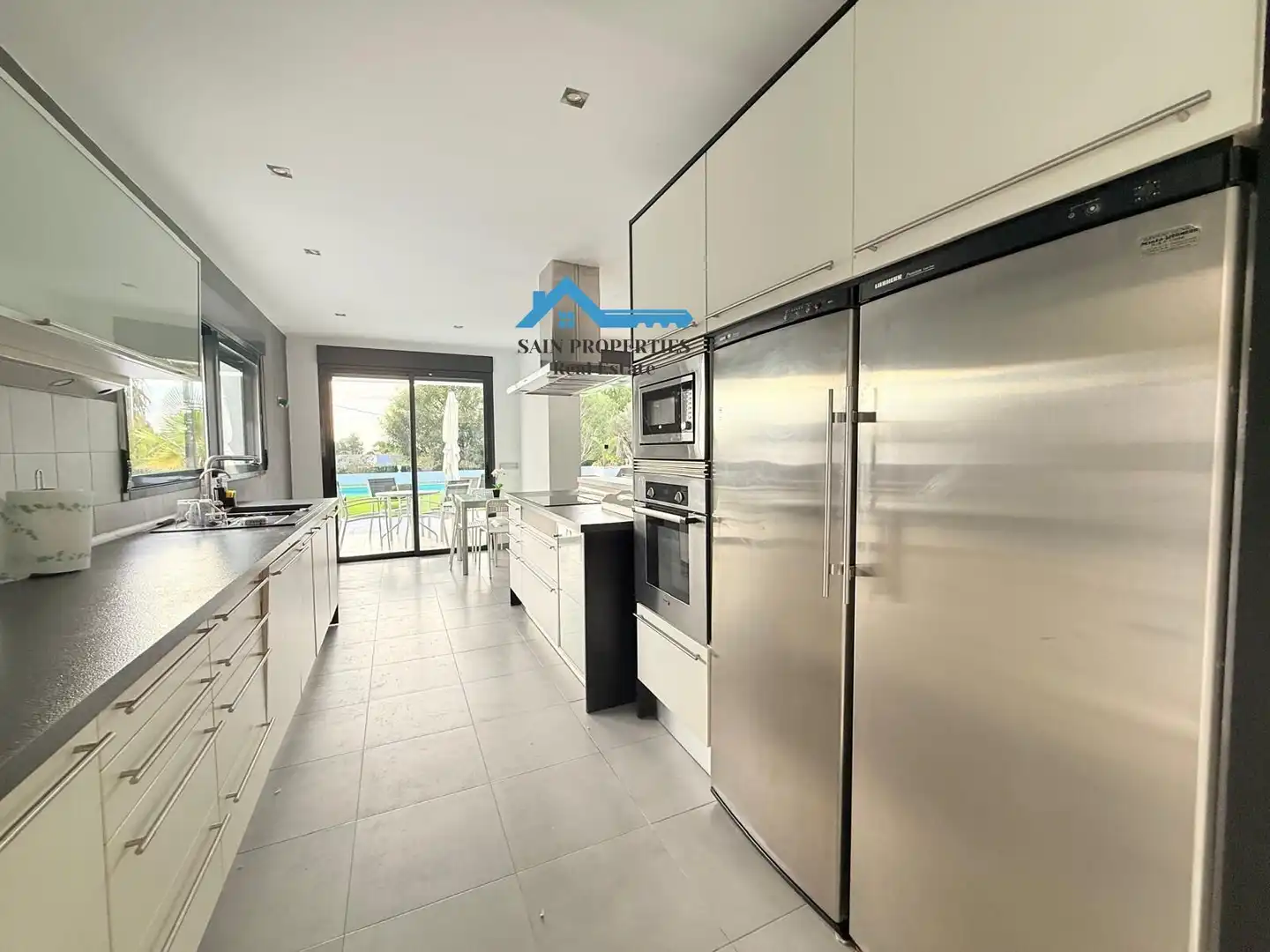 Cocina de Casa o chalet en venta en Altea con Aire acondicionado, Calefacción y Jardín privado