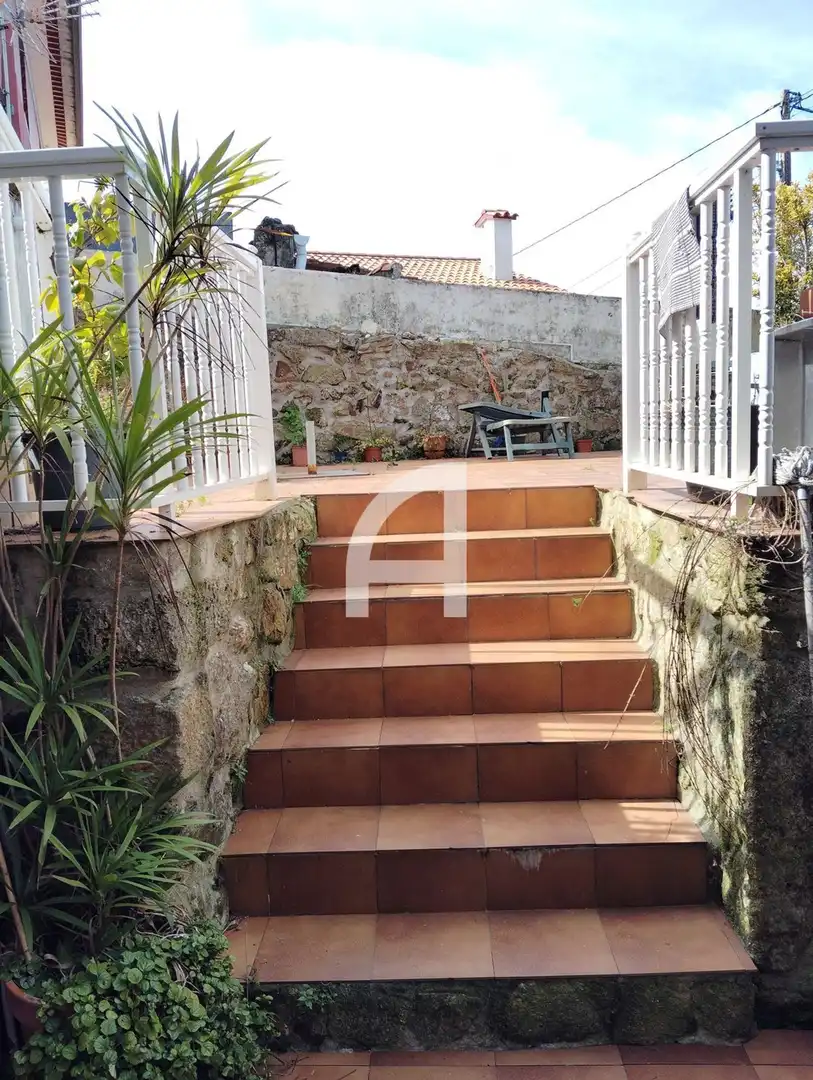 Terrassa de Casa o xalet en venda en Vigo  amb Calefacció, Terrassa i Traster