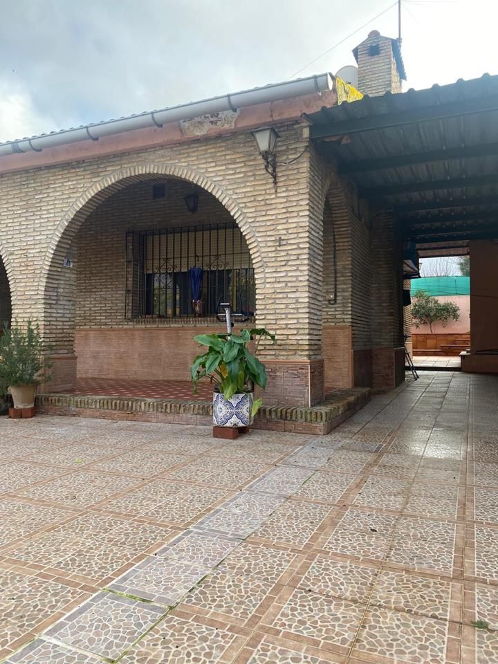 Casa o chalet en venta en Dos Hermanas con Aire acondicionado, Jardín privado y Piscina