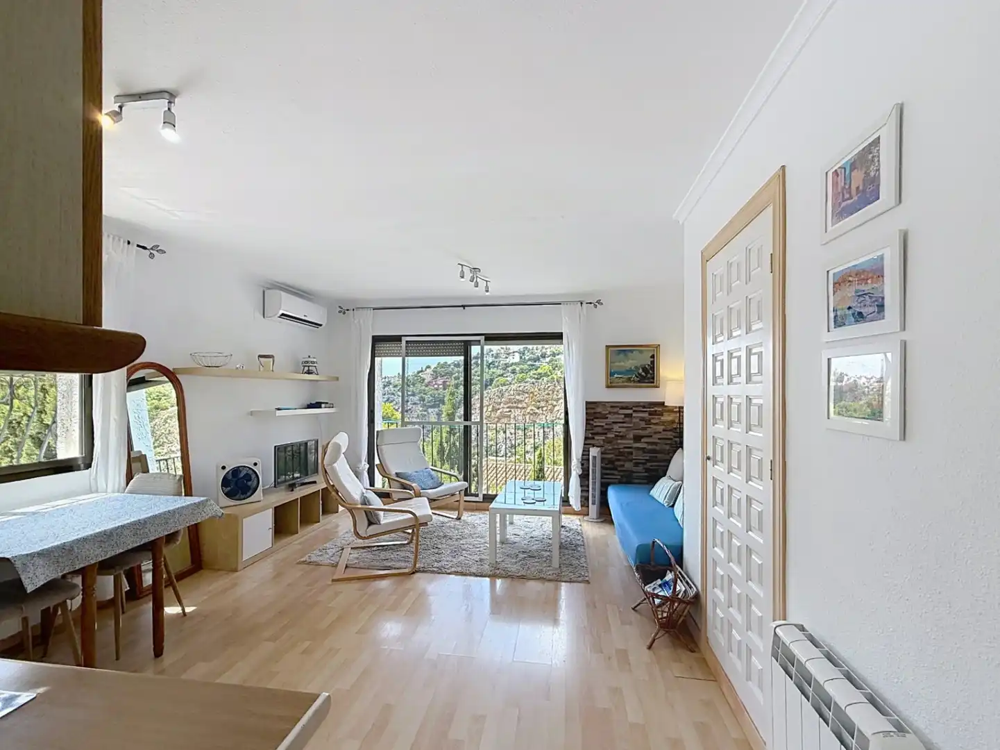Sala d'estar de Apartament en venda en Benitachell / El Poble Nou de Benitatxell amb Aire condicionat, Terrassa i Piscina