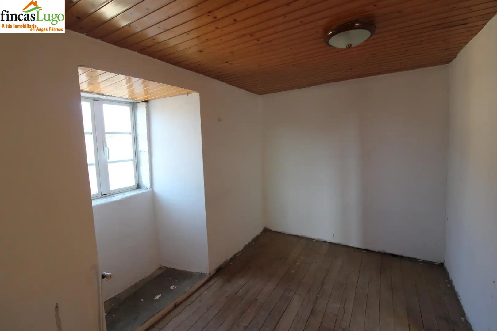 Habitación de Casa o chalet en venta en Lugo con Jardín privado, Terraza y Trastero