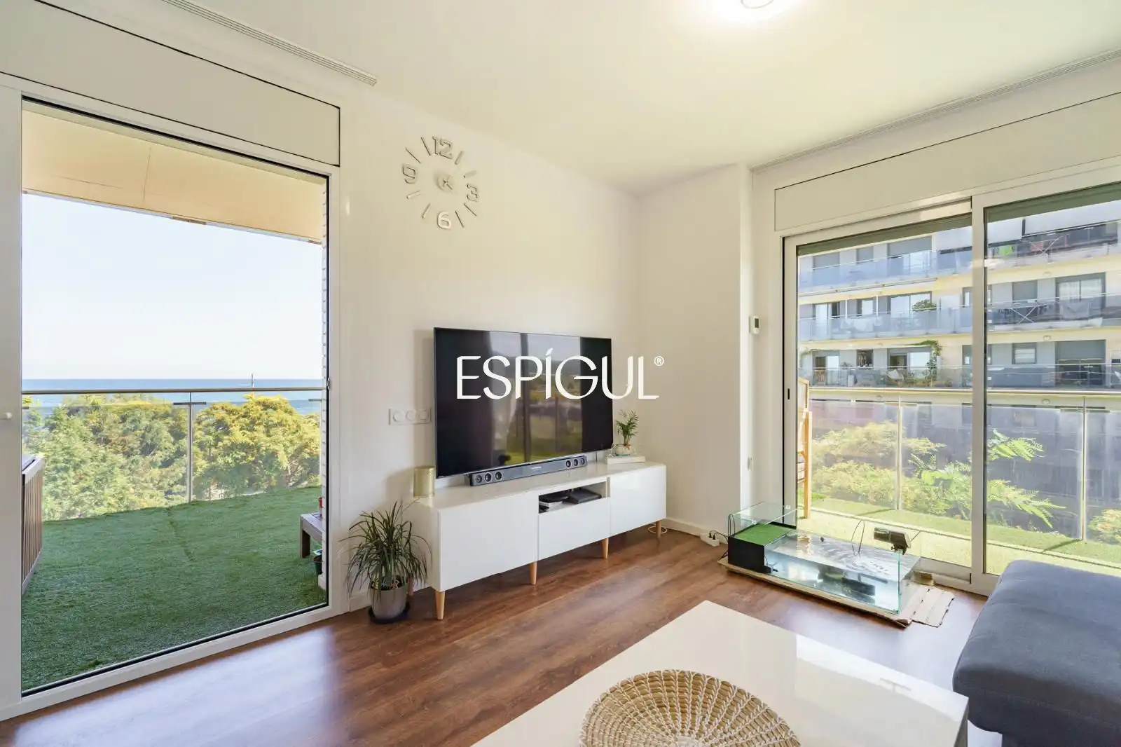 Living room of Flat for sale in Mataró  with Air Conditioner, Heating and Terrace