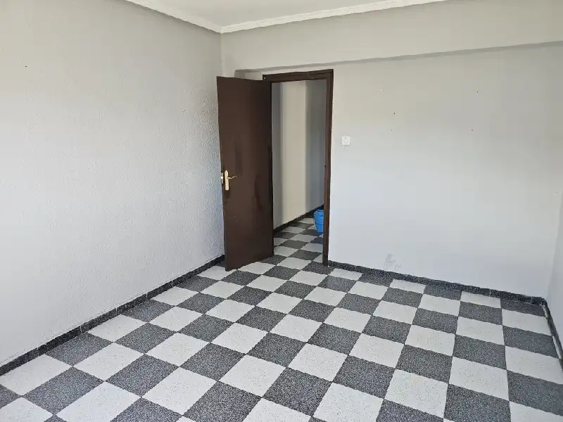 Piso en venta en Chiva