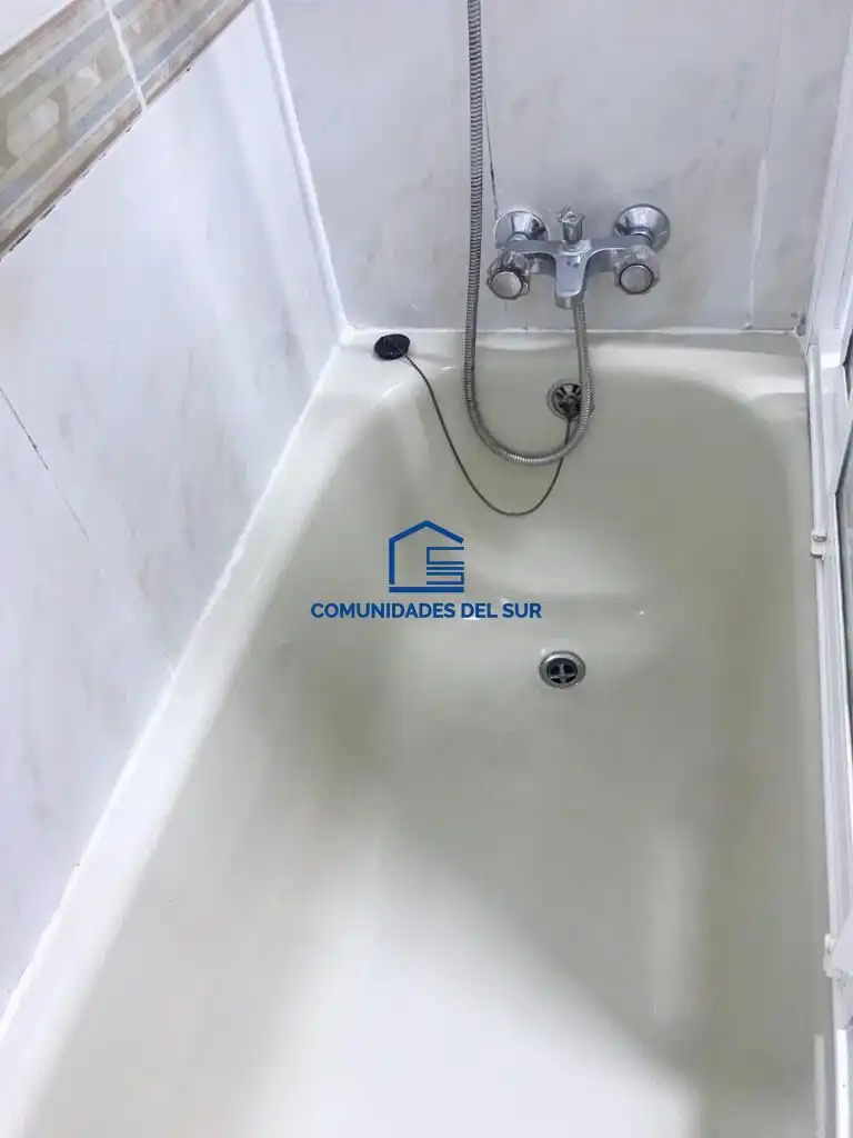 Bathroom of Flat for rent in Cádiz  with Terrace and Furnished