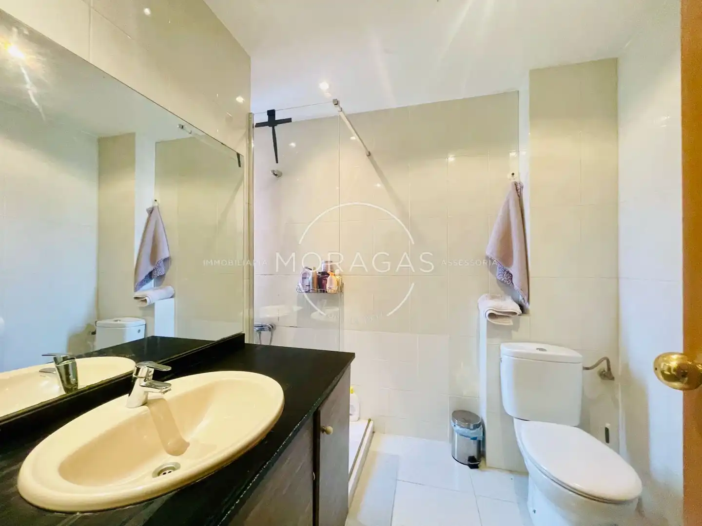 Baño de Dúplex en venta en Granollers con Aire acondicionado, Calefacción y Terraza