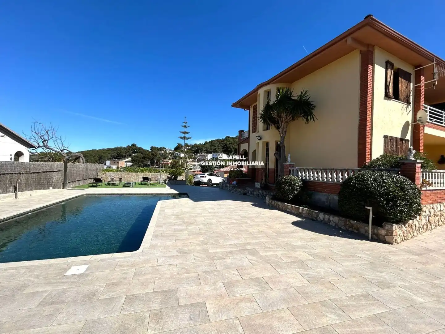 Villa con piscina in vendita a Tomás Bretón