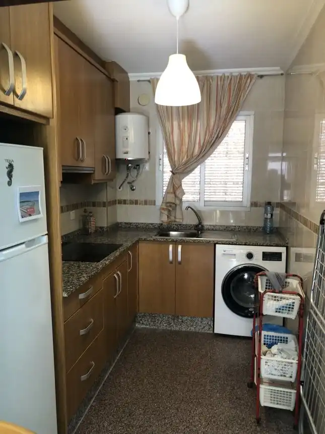 Küche von Wohnungen zur Miete in Santa Pola mit Privatgarten, Terrasse und Möbliert