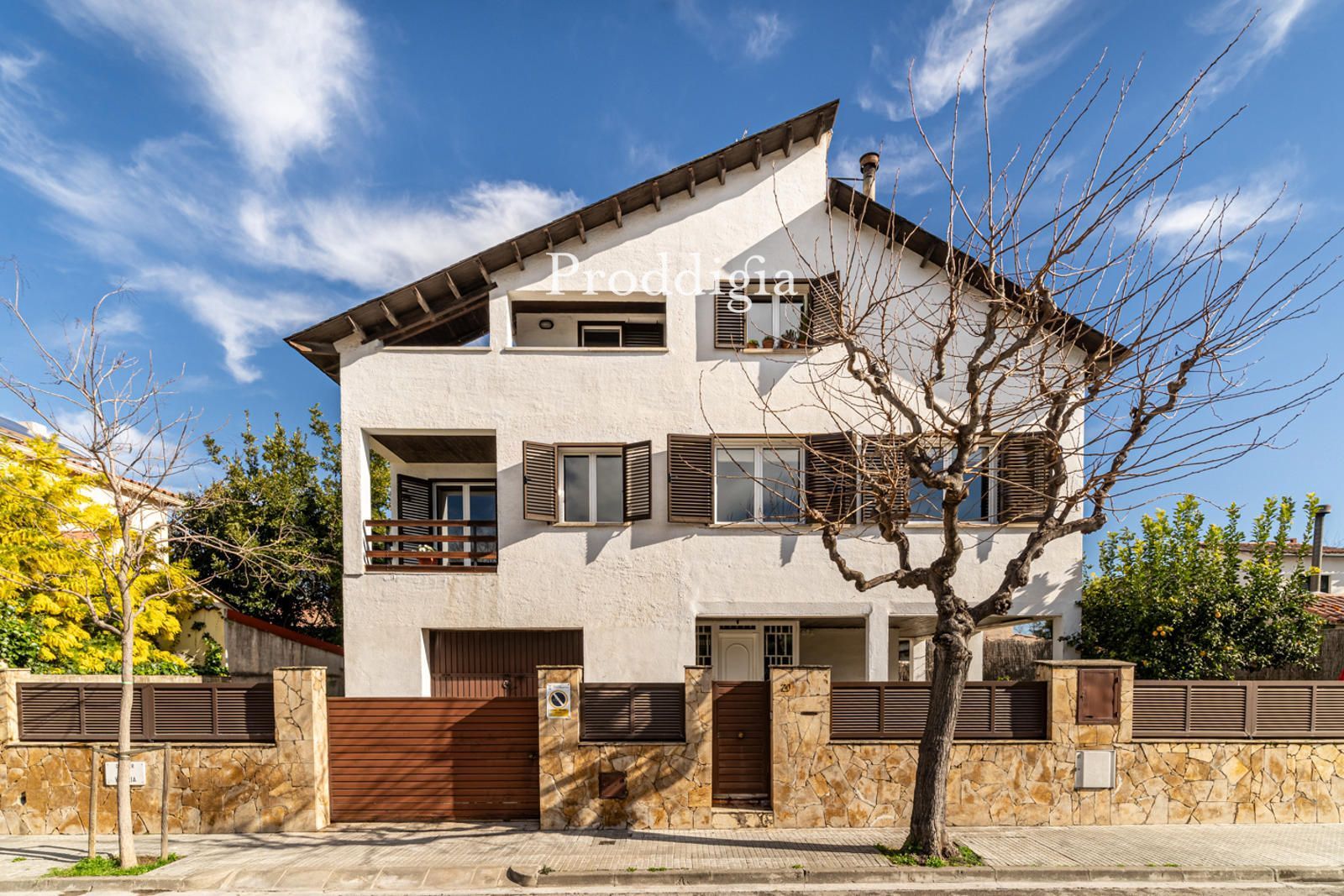 Exterior view of House or chalet for sale in Sant Cugat del Vallès  with Terrace and Swimming Pool