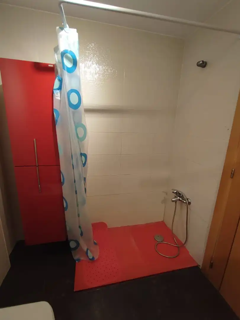 Bathroom of Flat for sale in Sueca  with Air Conditioner and Storage room