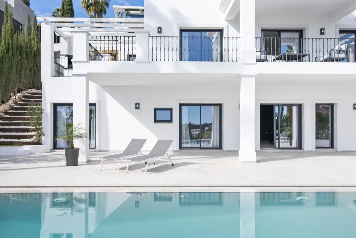 Villa mit Terrasse zum Verkauf in El Paraíso, imagen 3