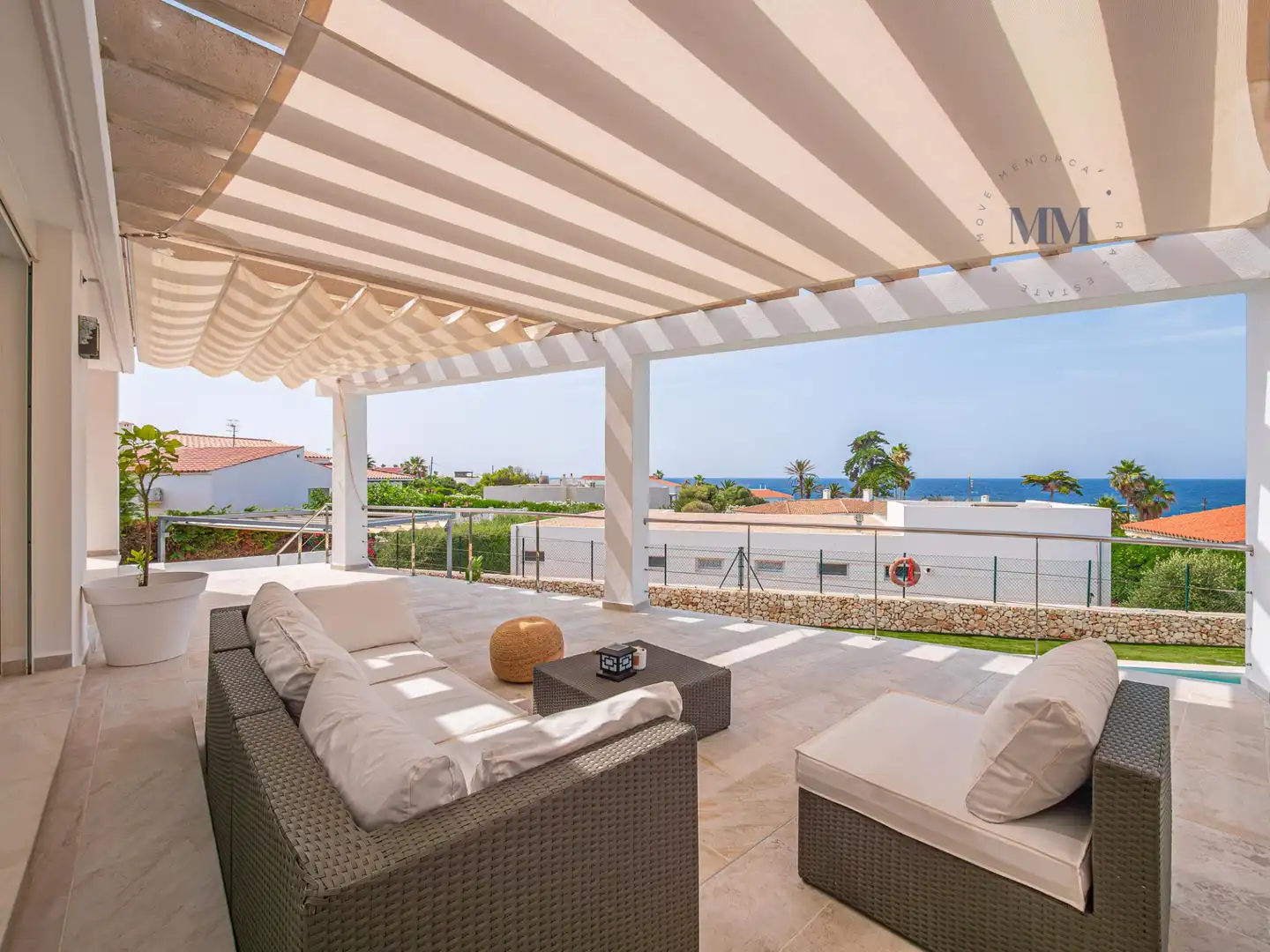 Terrassa de Casa o xalet en venda en Sant Lluís amb Aire condicionat, Jardí privat i Terrassa