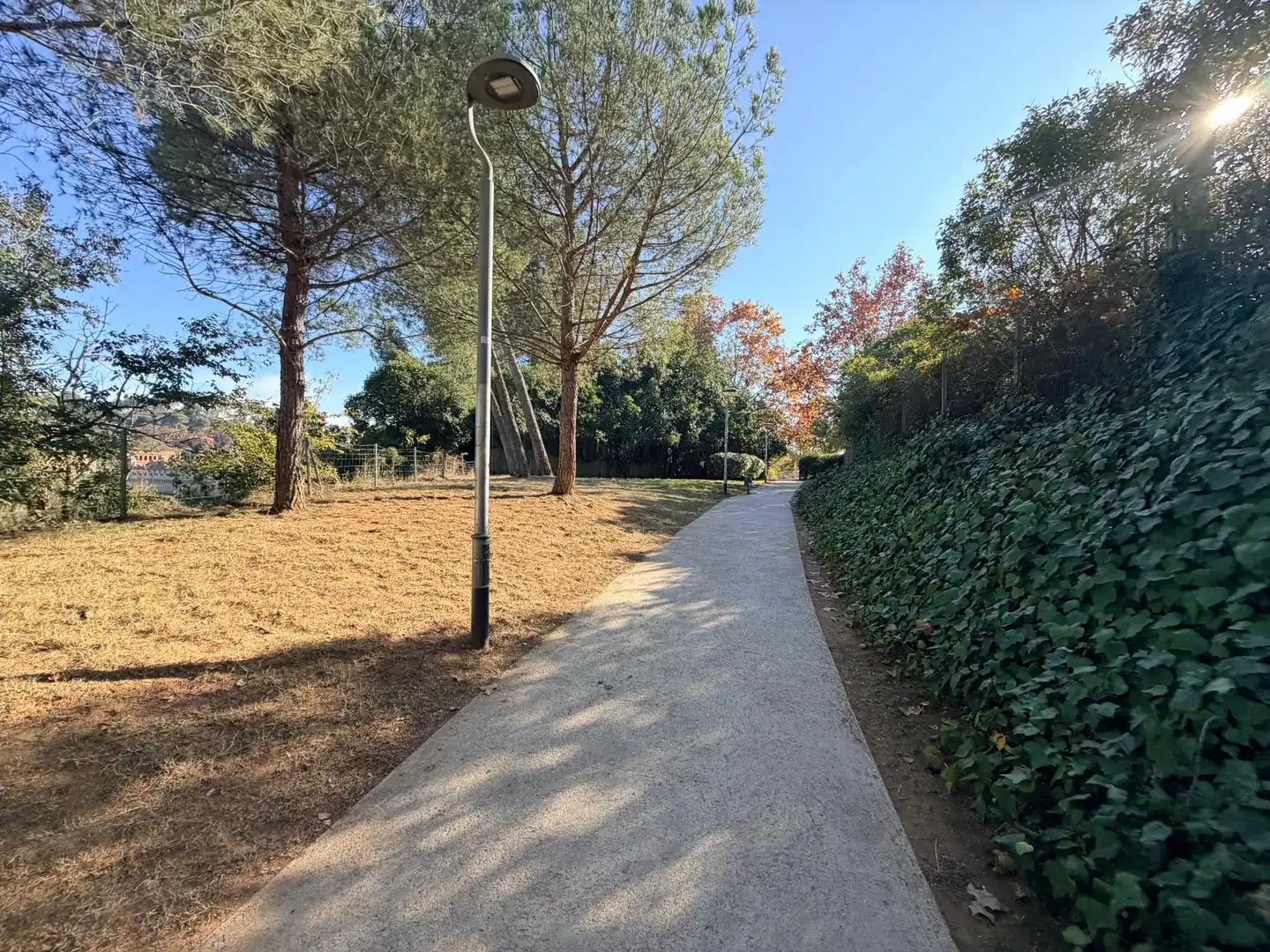 Vista exterior de Piso en venta en Terrassa con Balcón y Alarma