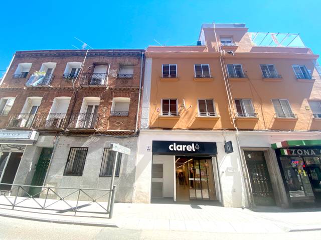 Piso en Venta en Calle del Capitán Blanco Argibay en Valdeacederas