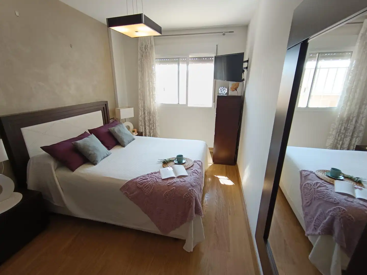 Schlafzimmer von Erdgeschoss zum Verkauf in Casco Urbano