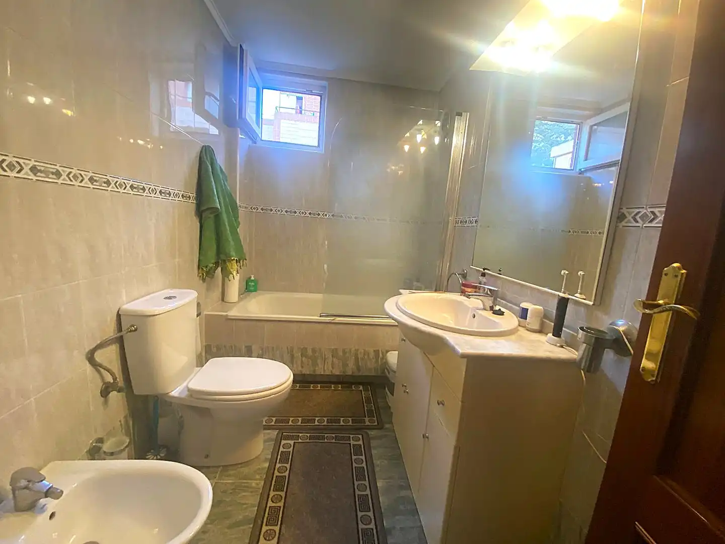 Badezimmer von Maisonette zum Verkauf in Castro-Urdiales mit Heizung, Privatgarten und Terrasse