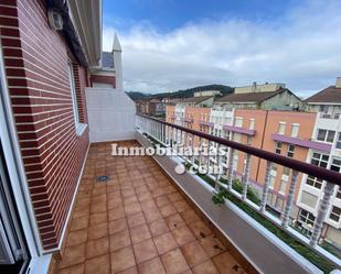 Exterior view of Attic for sale in Castro-Urdiales  with Heating, Parquet flooring and Terrace