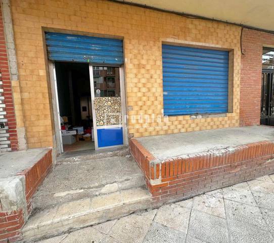 Local comercial en Venta en Santa María de Benquerencia