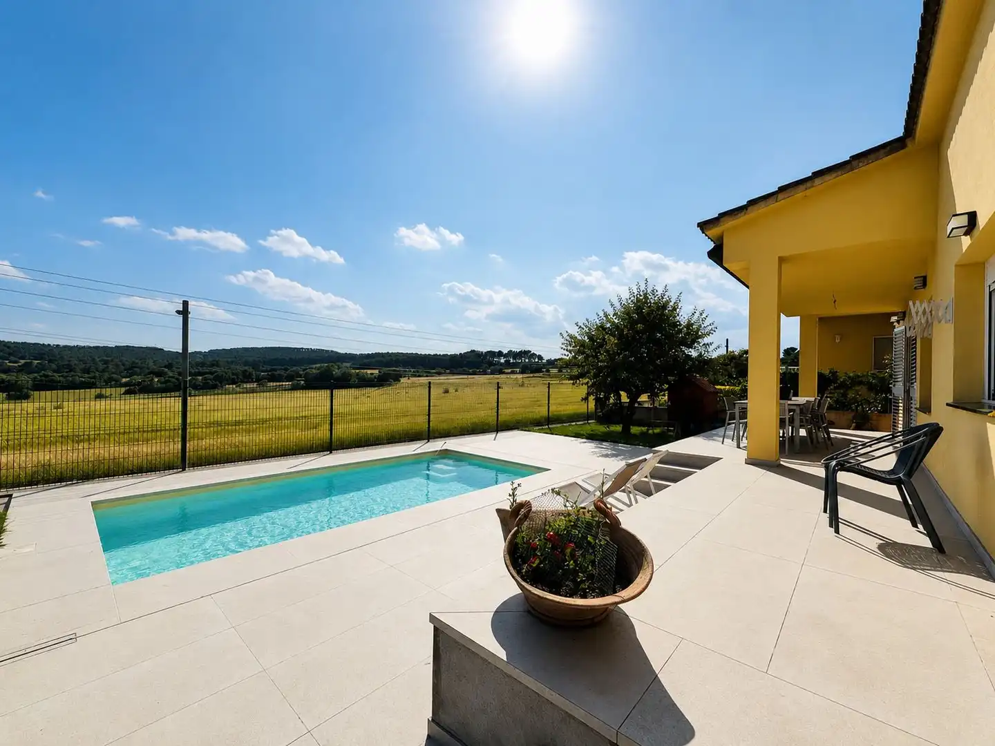 Terrassa de Casa o xalet en venda en Bàscara amb Aire condicionat, Jardí privat i Terrassa