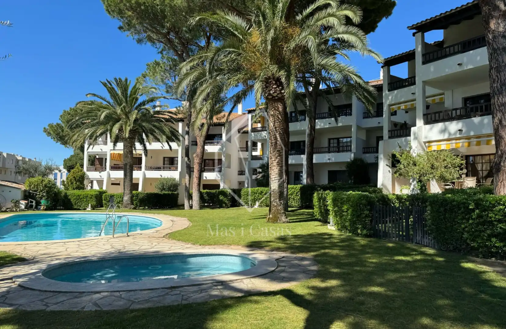 Außenansicht von Maisonette zum Verkauf in L'Escala mit Terrasse, Möbliert und Gemeinschaftspool