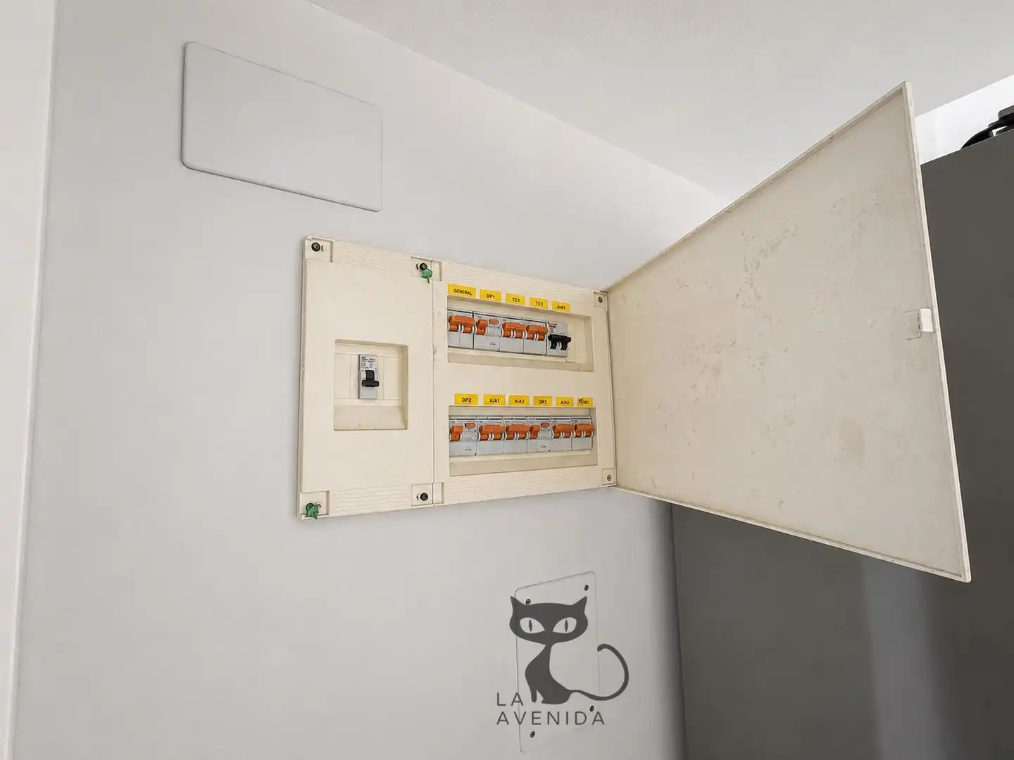 Flat for sale in Massanassa  with Air Conditioner and Balcony