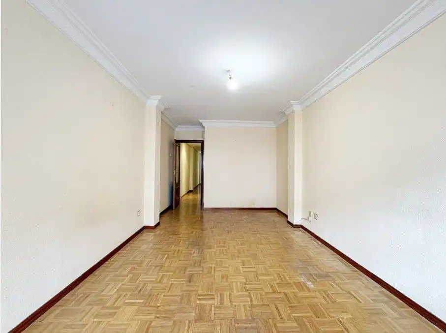 Wohnung zum Verkauf in Salamanca mit Heizung, Parkett und Terrasse