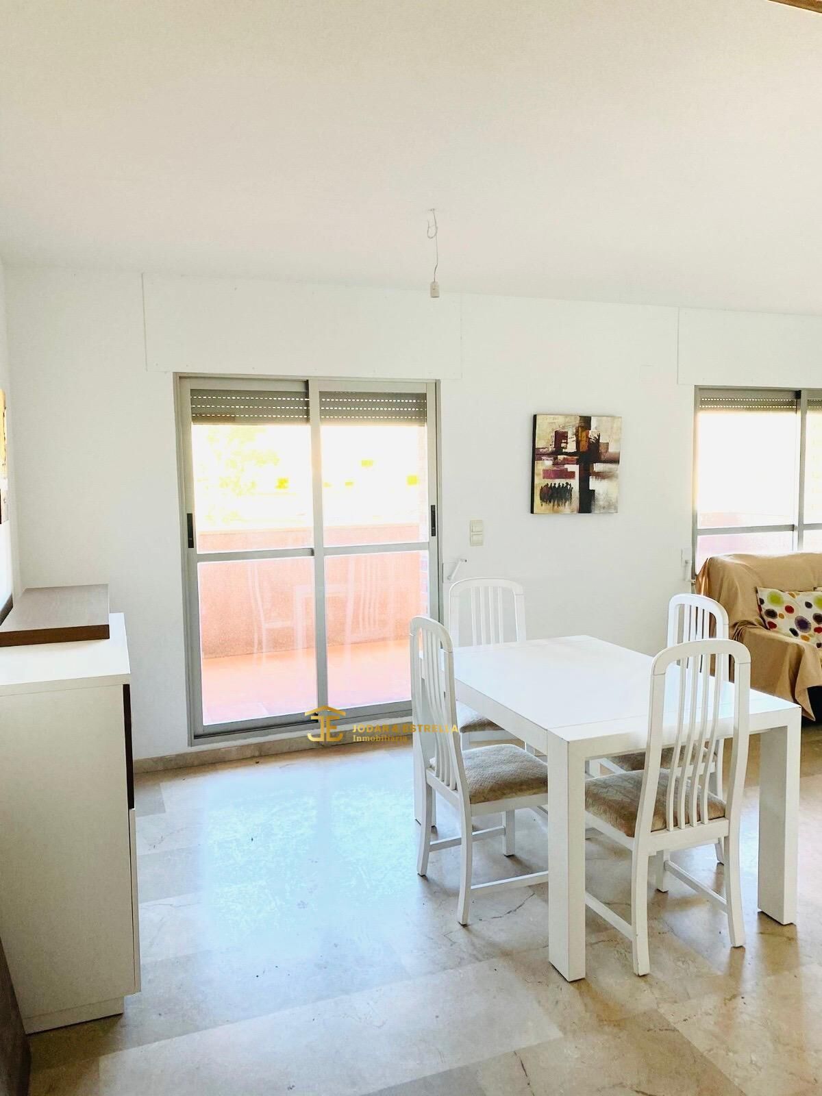 Menjador de Àtic en venda en Lorca amb Calefacció, Parquet i Terrassa