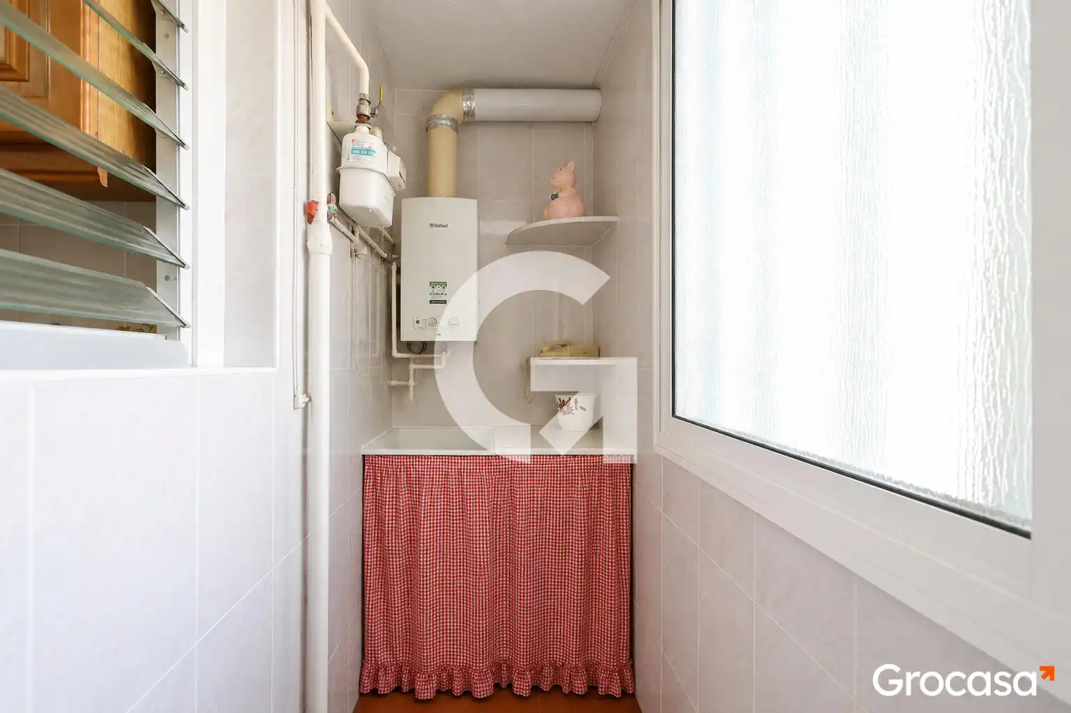 Bathroom of Flat for sale in L'Hospitalet de Llobregat  with Furnished, Oven and Washing machine