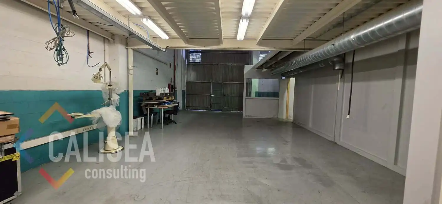 Industriegebäude mit Aufzug zur Miete in Camí de Can Calders 14, imagen 4