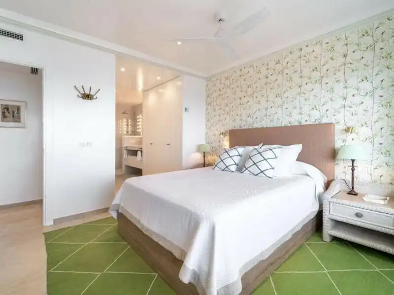 Dormitori de Apartament en venda en Marbella amb Aire condicionat, Calefacció i Terrassa