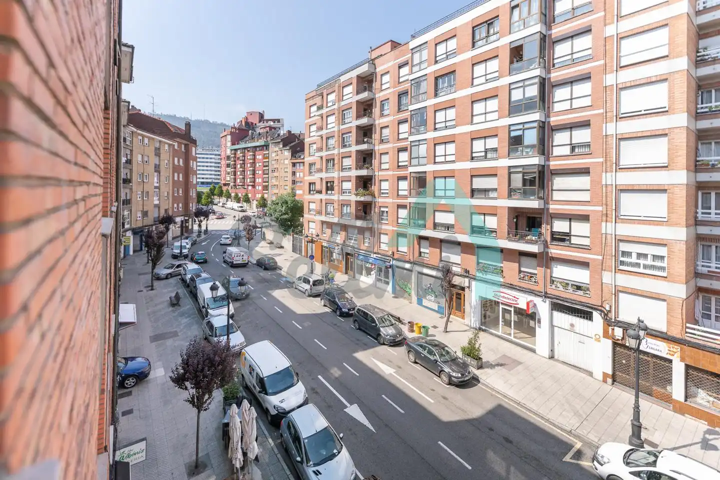 Vista exterior de Pis en venda en Oviedo  amb Calefacció