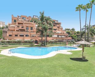 Garden of Attic for sale in Marbella  with Air Conditioner, Terrace and Storage room