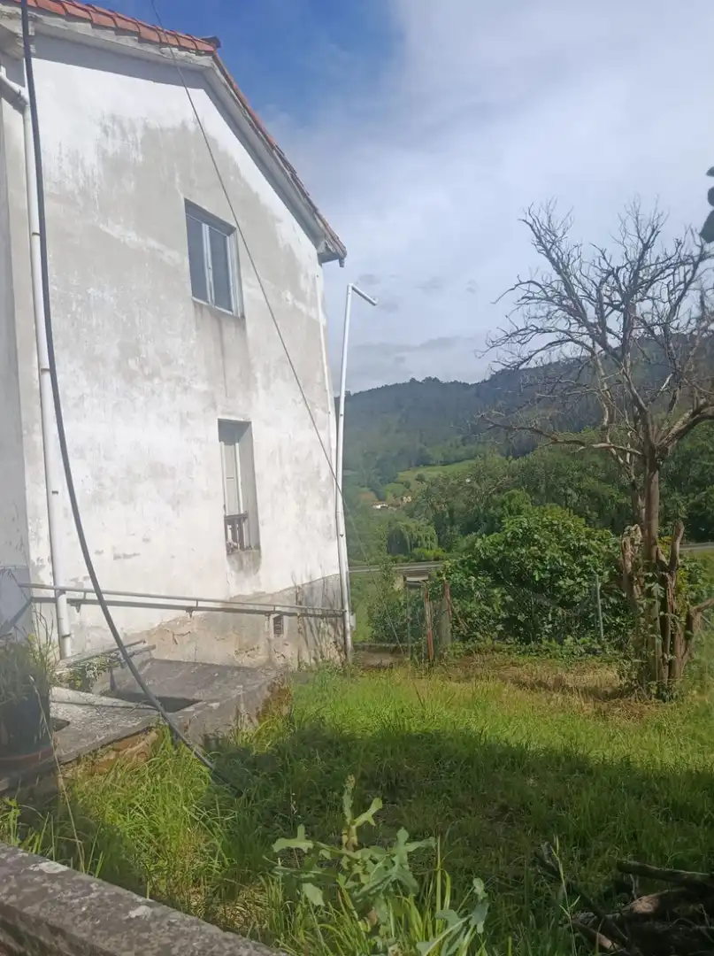 Finca rústica en venda en Pravia amb Jardí privat, Moblat i Forn