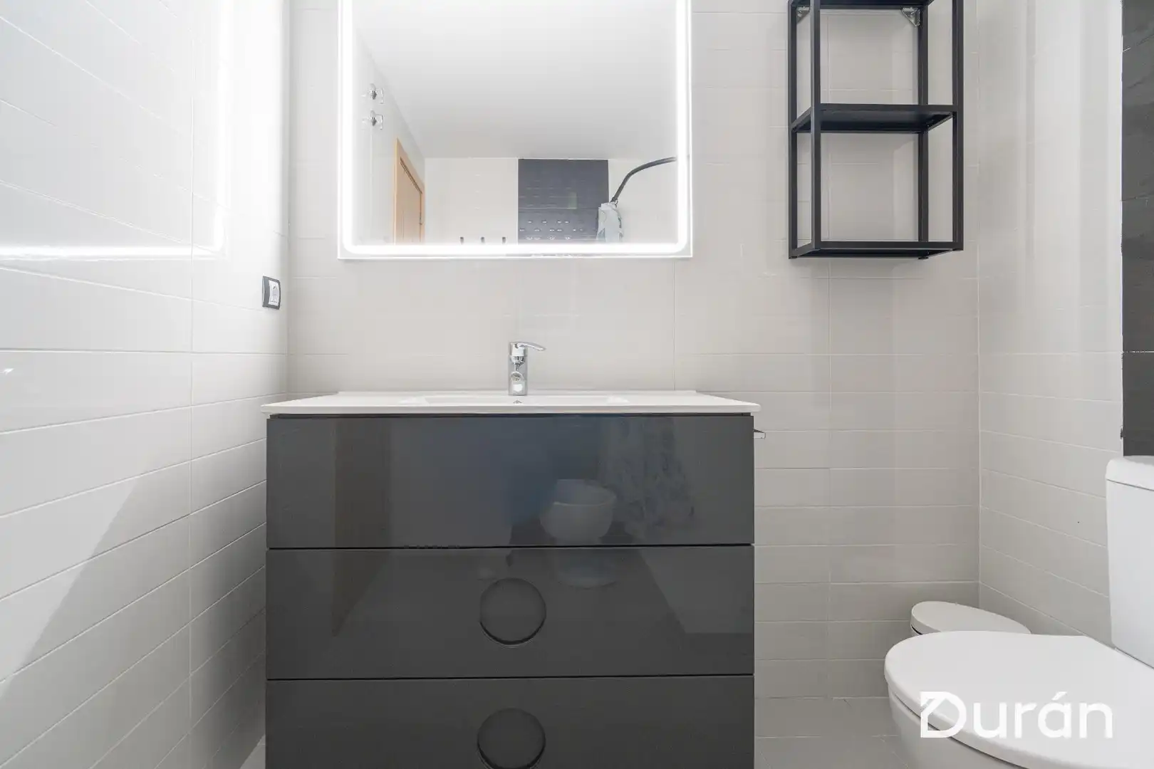 Bathroom of Flat for sale in El Ejido  with Parquet flooring, Terrace and Furnished