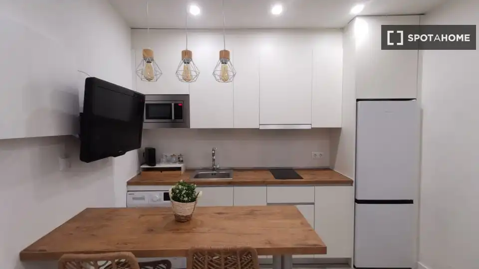 Wohnung zur Miete in Centro, imagen 5