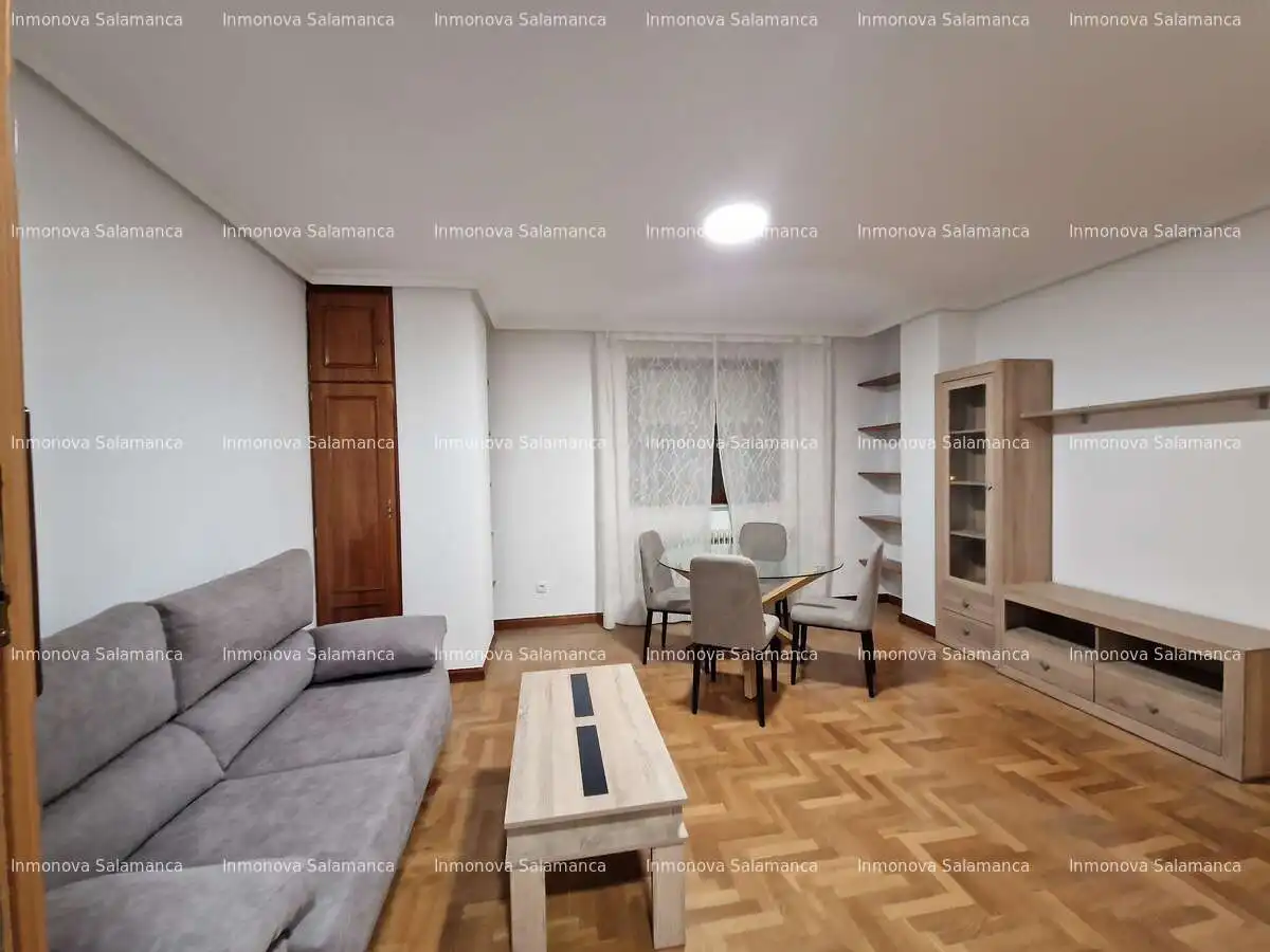 Appartement compact avec ascenseur à louer à Prosperidad - Delicias, imagen 2