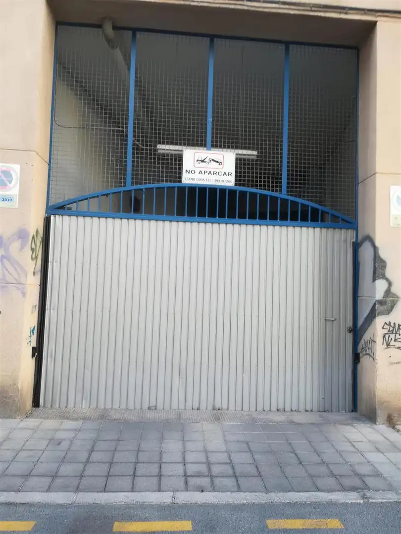 Parkplatz von Garage zum Verkauf in Alicante / Alacant