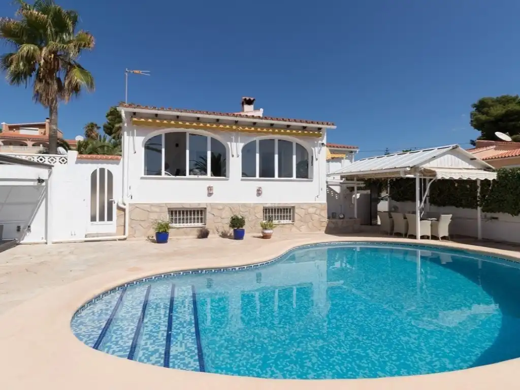Casa amb piscina en venda a Moravit - Cap Blanc