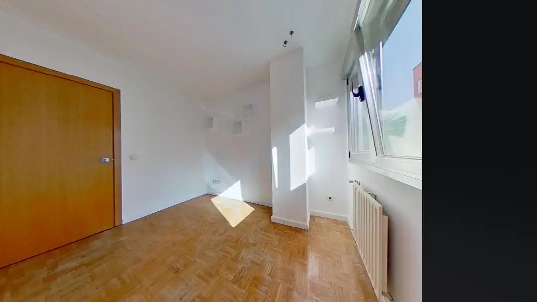 Appartamento con ascensore in affitto a Avenida de la Perla, imagen 17