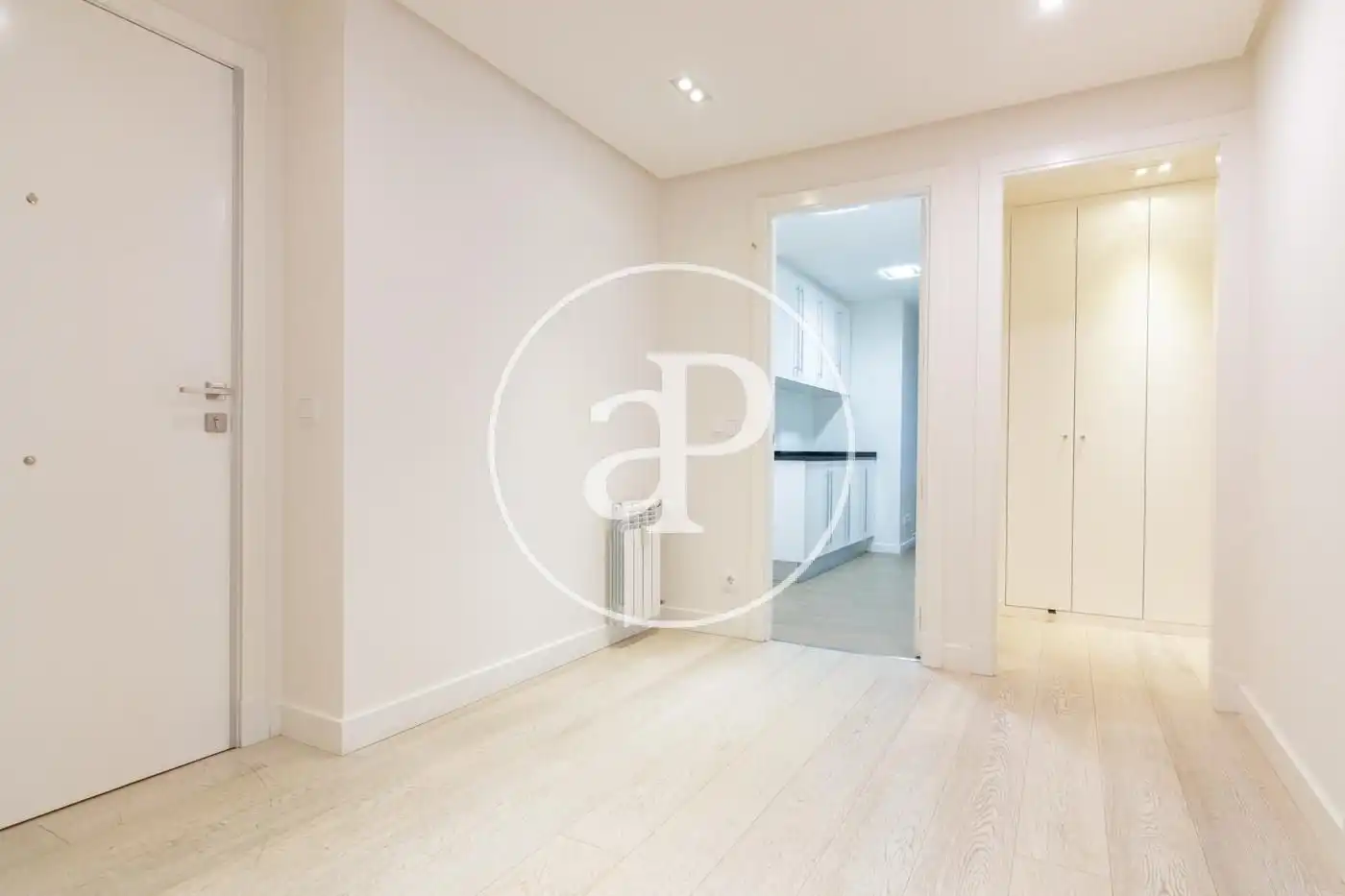 Piso de alquiler en Madrid con Aire acondicionado, Calefacción y Jardín privado