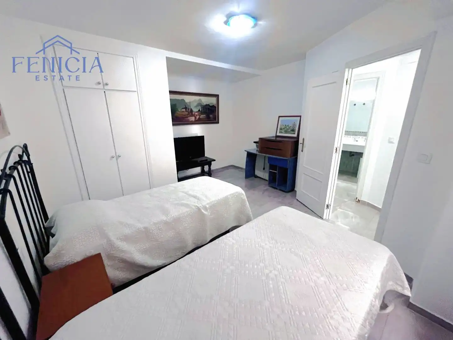 Habitación de Piso en venta en Almuñécar con Terraza, Trastero y Piscina comunitaria