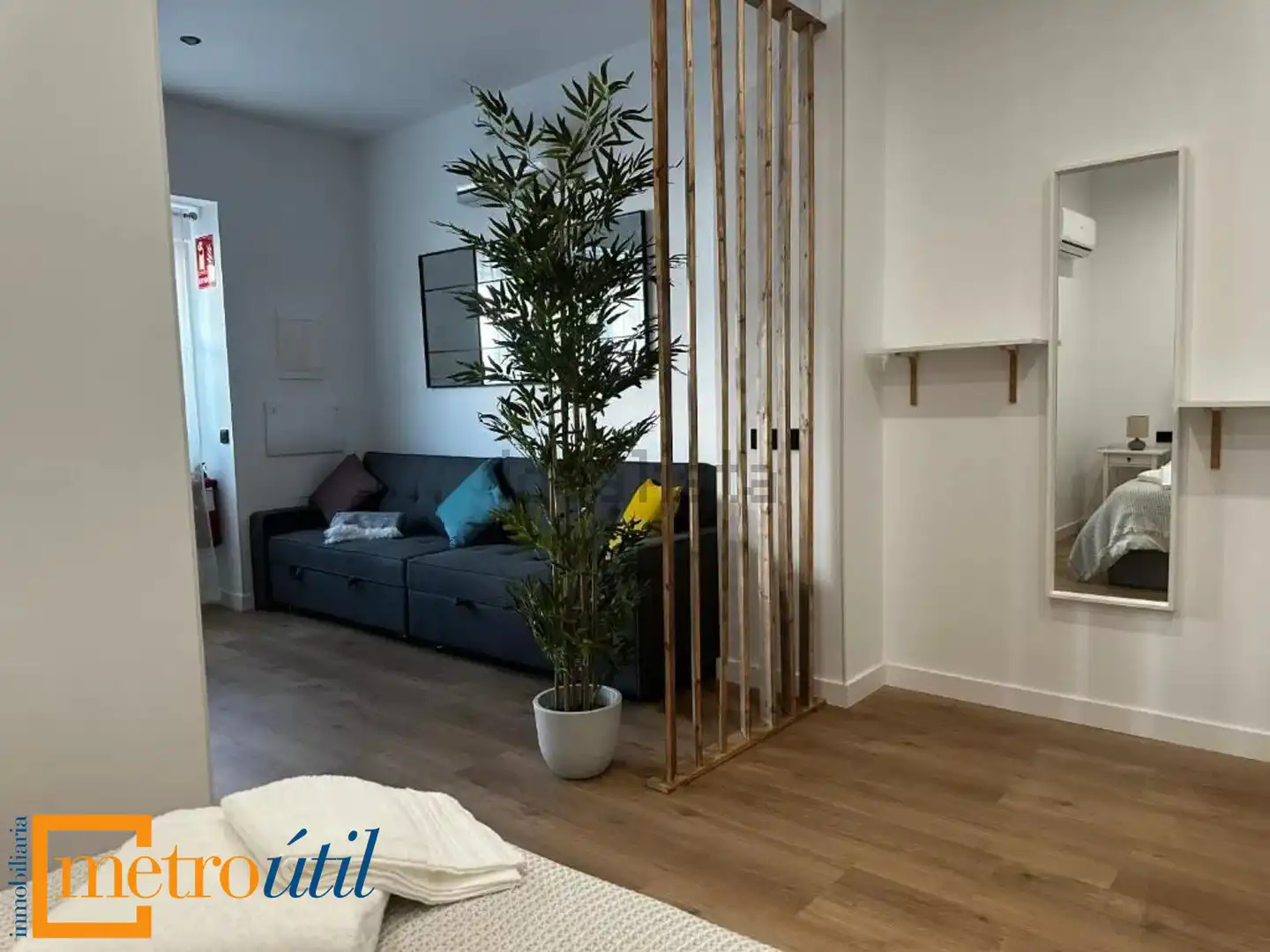 Sala de estar de Estudio en venta en Salamanca con Aire acondicionado, Calefacción y Parquet