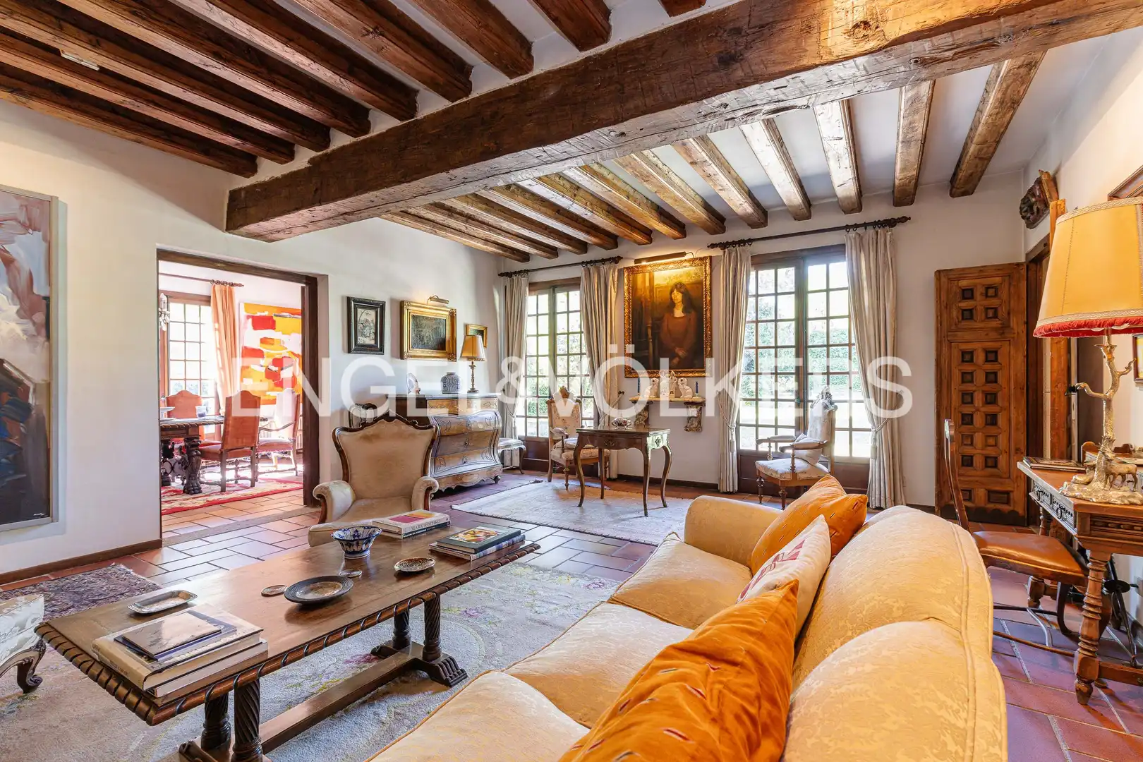 Sala de estar de Casa o chalet en venta en Pozuelo de Alarcón con Calefacción, Jardín privado y Piscina